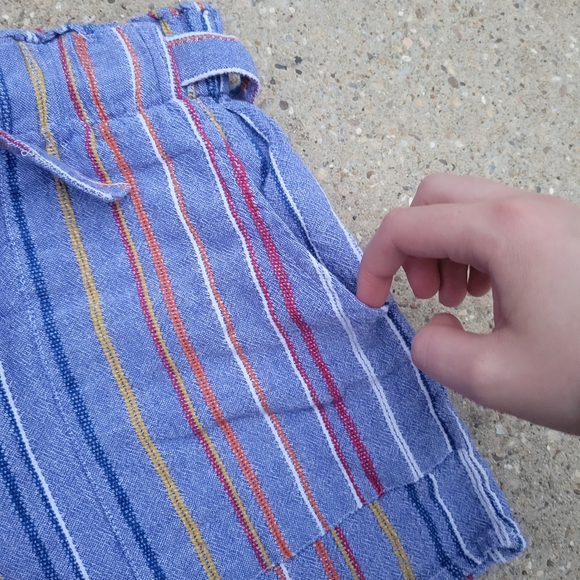 Derek Heart Blue Multi-Striped Paper Bag Shorts - Size L (Excellent Condition) - Picture 4 of 5